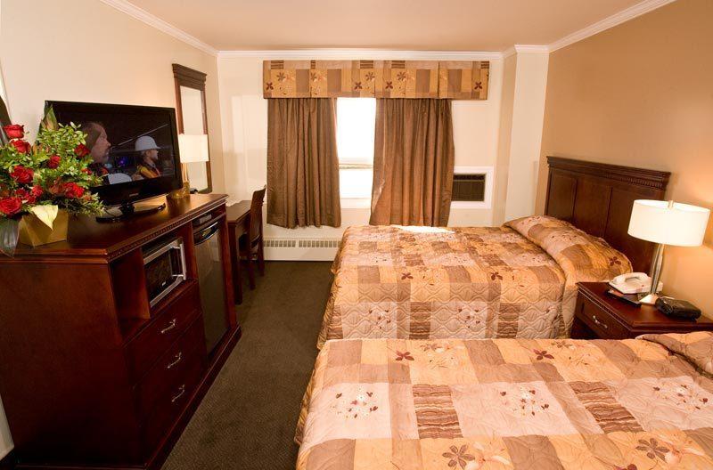 Ptarmigan Inn Hay River 外观 照片