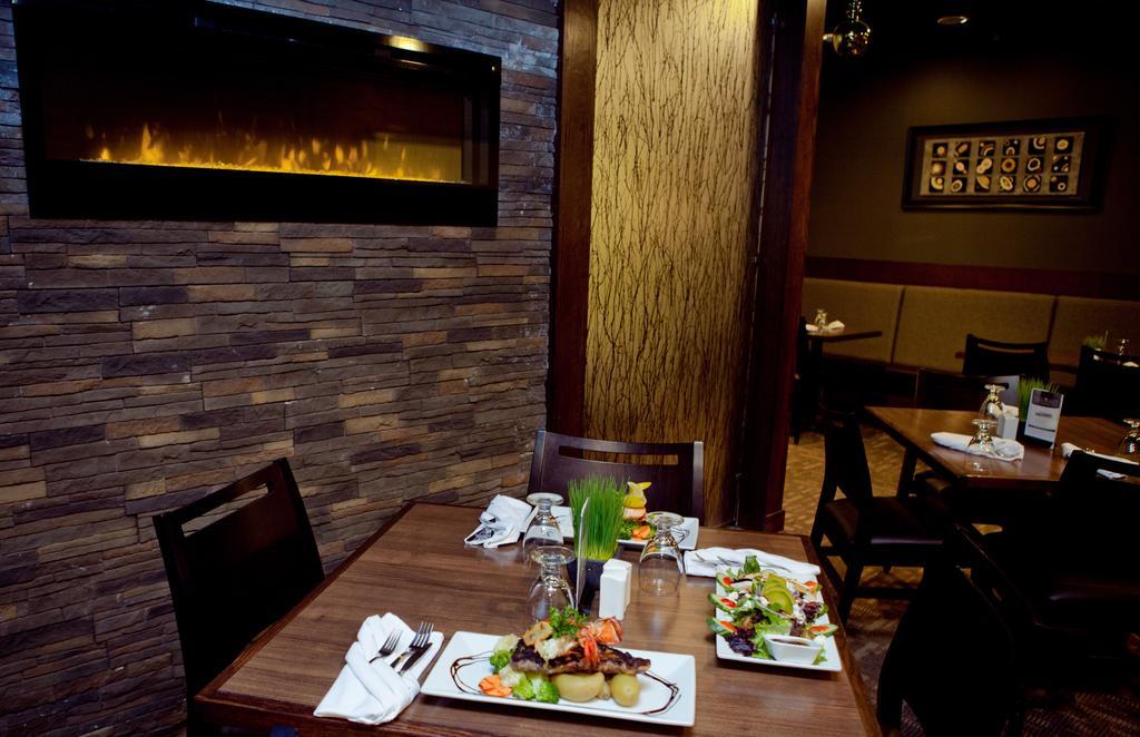 Ptarmigan Inn Hay River 外观 照片