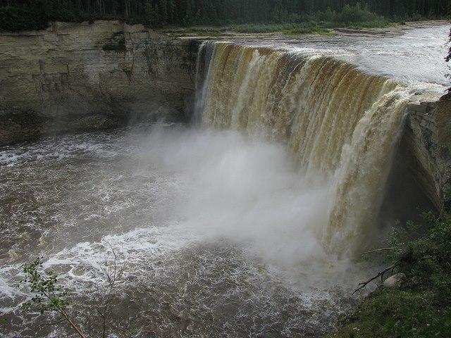 Ptarmigan Inn Hay River 外观 照片