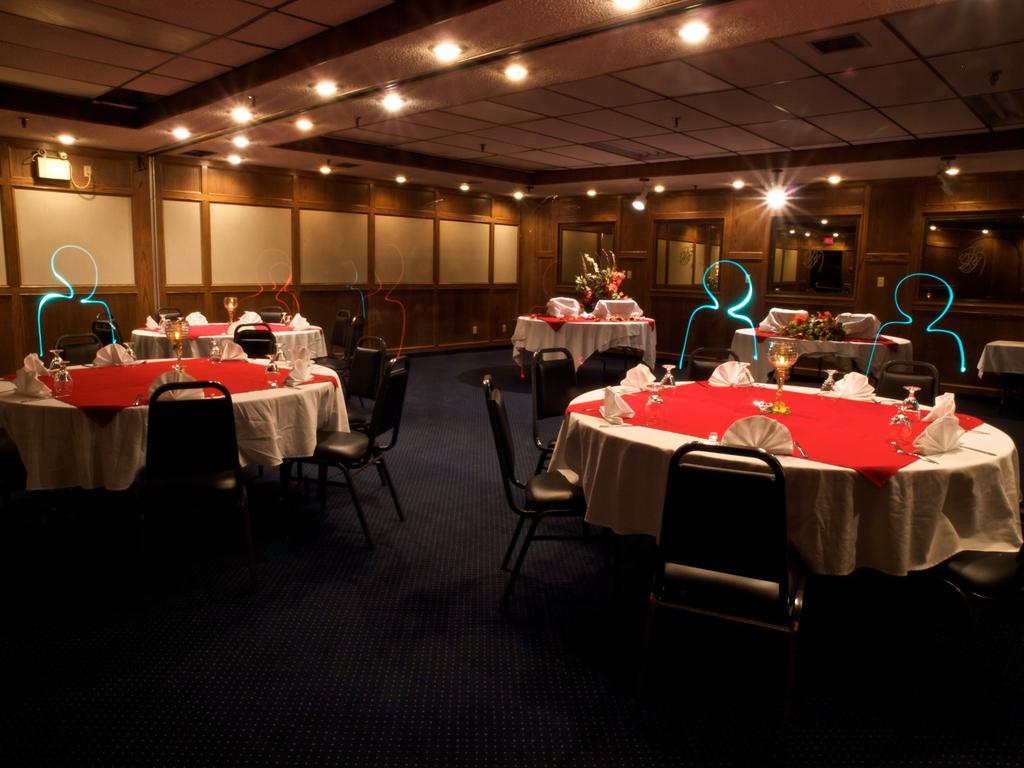 Ptarmigan Inn Hay River 外观 照片